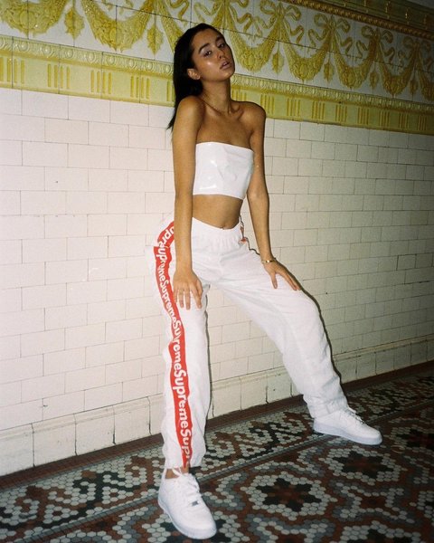 Thumbnail of p-betz6fghmhg-6bf6f7841c294280 0