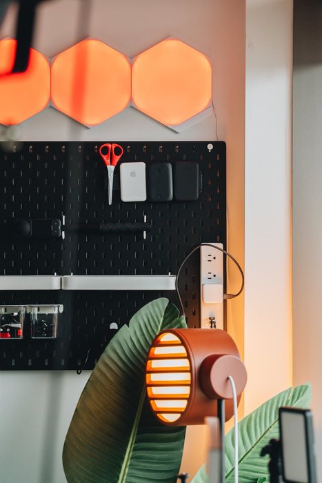 Thumbnail of www-x-com-its-shevi-status-1615769699652104192-6c452358989b4458