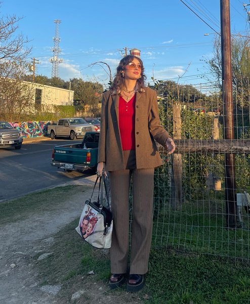 Thumbnail of p-cyhmiavlx36-6e4f7be24edd4a71 3