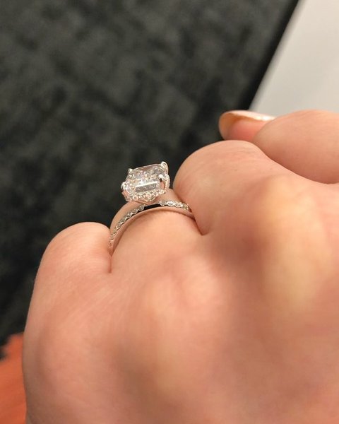 Thumbnail of p-c2fglf9rabi-6f2c2d500d704e90 2