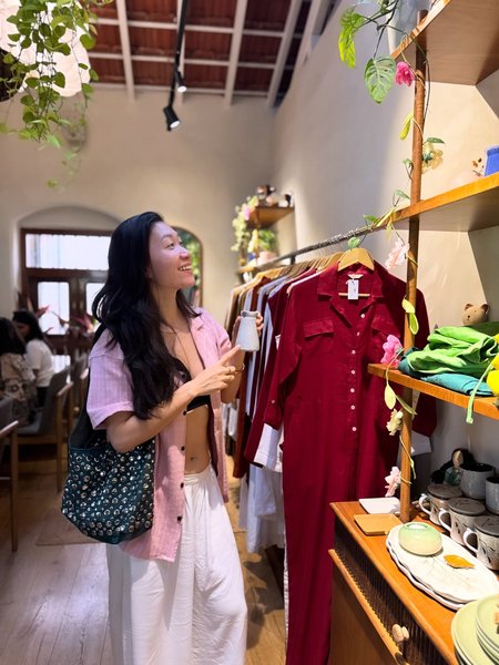 Thumbnail of p-dpnccphitfb-6f35377b3e694229 14