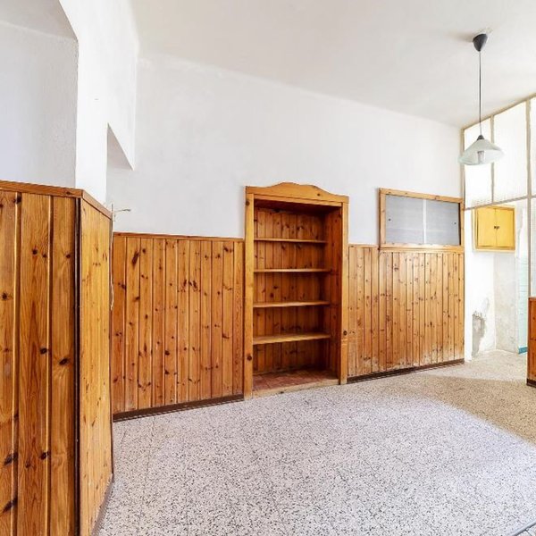 Thumbnail of c-vauhrtjk7-6f798376b6fb405f 7