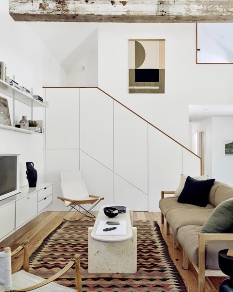 Thumbnail of p-cuchsb2uoza-702f3f5346704e85 2