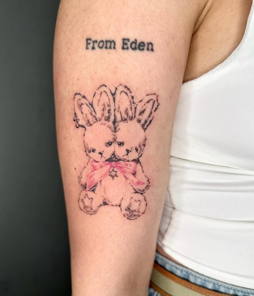 Thumbnail of c3vwwnwtd-c-71983df9a4424309 0