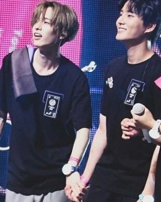 Thumbnail of p-bmkchtzagbd-71b640c6a1ca4e2a 0