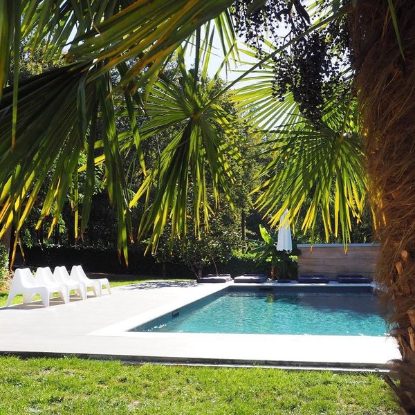 Thumbnail of p-buegqrchpcn-722ee7a0bfcd428b 0