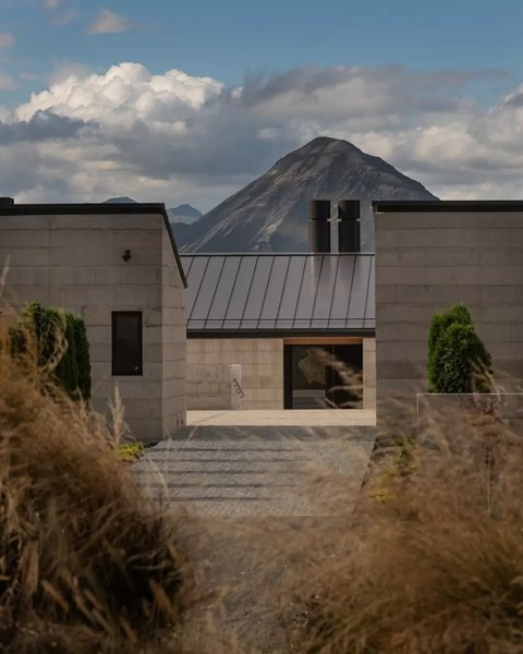 Thumbnail of p-c4rhi02bprw-72adfc22392b497e 0