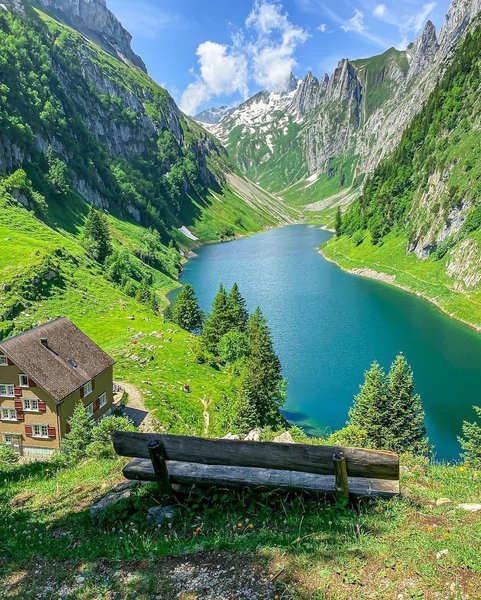 Thumbnail of p-cdv9ll4mu9y-72dd6087ab0f47a2 1