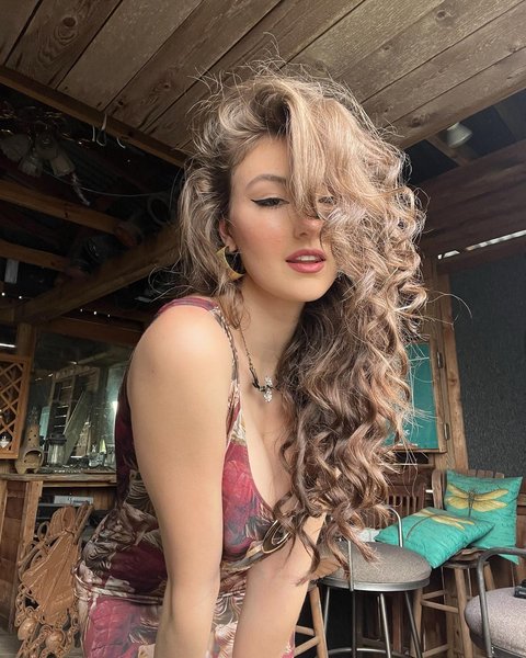 Thumbnail of p-crryw9djdbv-731d1902acbf49ec 4