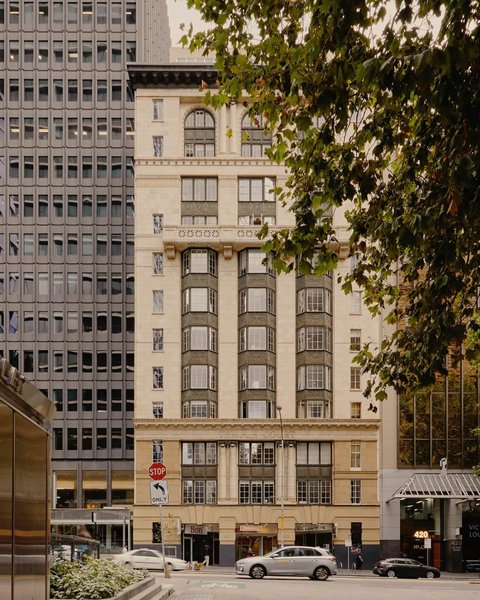 Thumbnail of p-daaaoownoci-74f1a95fc2294f97 8