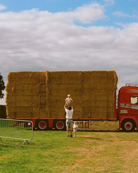 Thumbnail of p-cwv51tdnyg-7619f684884447a3 0