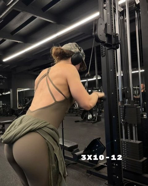 Thumbnail of p-dfvxzxbyvdc-7689f52a75a44cad 4