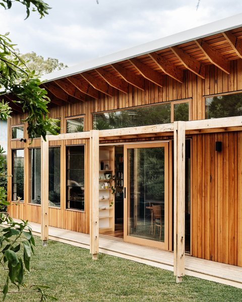 Thumbnail of czmu-rimvma-770f77a5b8d94e82 3