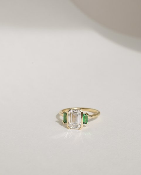 Thumbnail of p-dabmrgbow8w-77c09618943d43d9 9