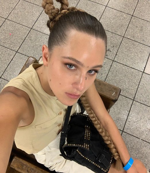 Thumbnail of p-cidyu7uvvqt-79d18f8a0fac40b9 6