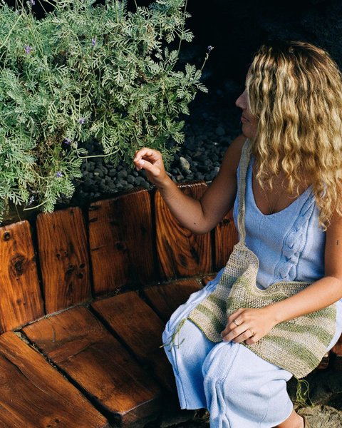 Thumbnail of cmha-flo7ml-7bf636d680374990 6