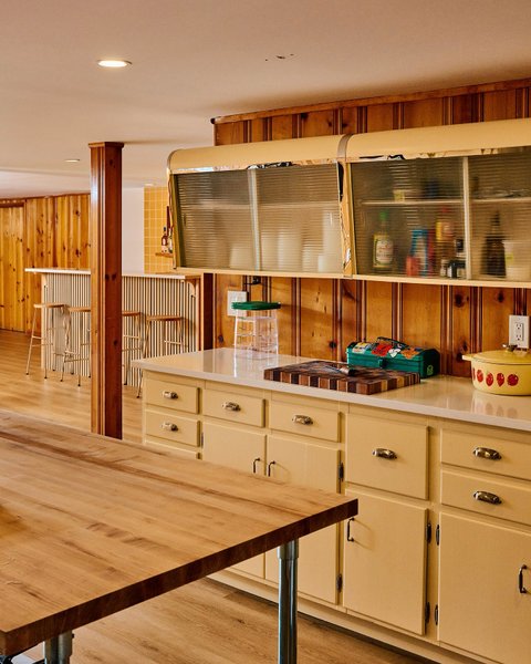 Thumbnail of p-dmitu8prw7g-7c3607f6e1034d45 8