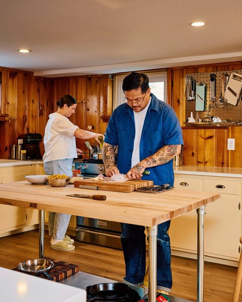 Thumbnail of p-dmitu8prw7g-7c3607f6e1034d45 9