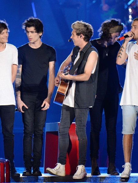 Thumbnail of p-dmdhofks4vu-7d33b0d88f564203 2