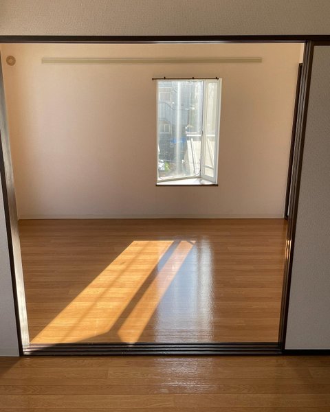 Thumbnail of p-cvyo5tyrxoa-7d728967349443a0 1