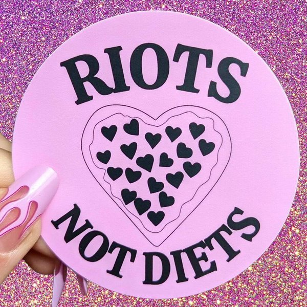 Thumbnail of p-dg8ontcumn3-7ed6b5bb082d4220 10