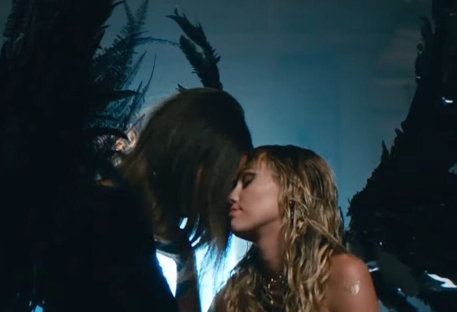 Thumbnail of www-x-com-vikaswebs-status-1172426066440286211-7fe2d1cfd6144e99