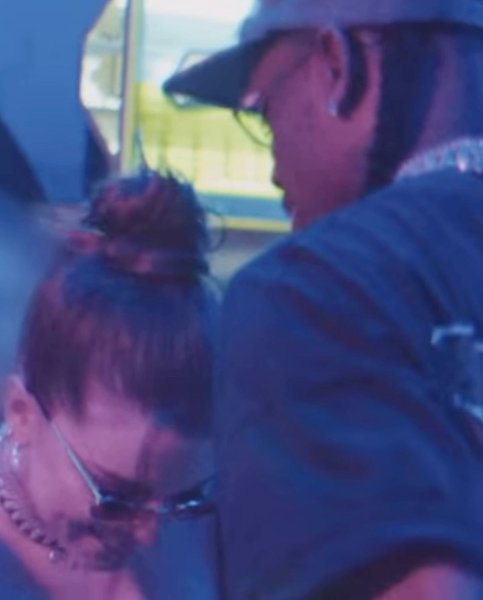 Thumbnail of p-cyemr7eoc5v-80f103b749dd4427 2