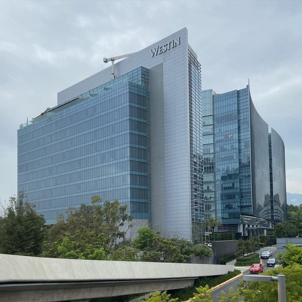 Thumbnail of p-cj0yu3fovwx-8148c1e4066b480f 0