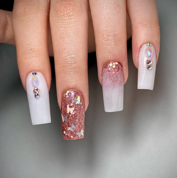 Thumbnail of p-cibd0kajlrr-823380cacea04a60 0