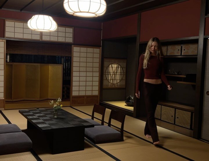 Thumbnail of djjr4rhjh-k-8403c80a83874be4 6