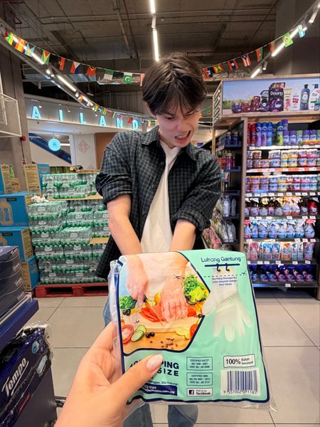 Thumbnail of p-dqzaq28e8zs-8856ea22bb0e499c 0