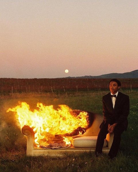 Thumbnail of www-instagram-com-p-ddmnschymgn-img-index-1 1