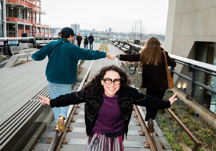 Thumbnail of p-ccyxzowumfo-887d0ea94b21414f 0