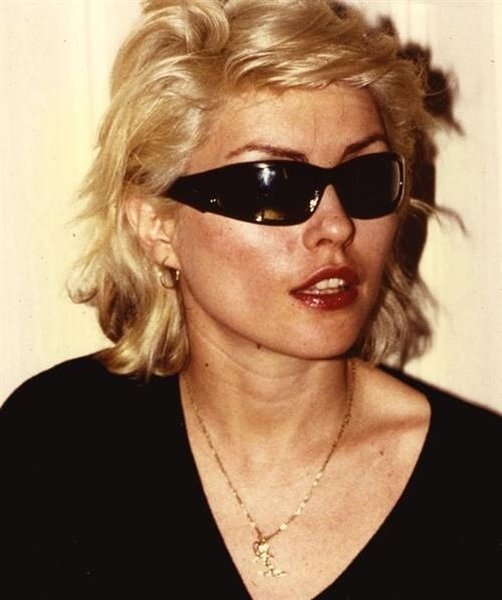 Thumbnail of p-bx1dnzbhi8q-88c108c153504ad5 0