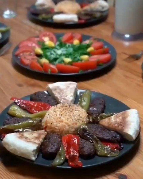 Thumbnail of p-chi8neclapw-8a21c2ae9dfd4910 1