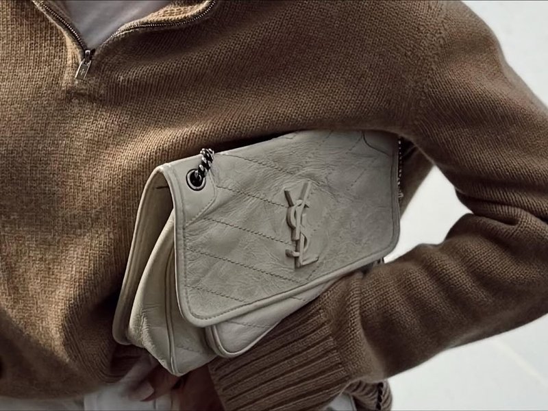 Thumbnail of instagram-8a3d75bb2e4f4620 7