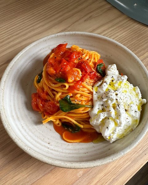 Thumbnail of p-crgusi7oeeu-8ae282836503441b 0