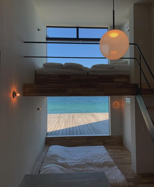 Thumbnail of p-crq5bcvnktf-8af40cb9a56a43c0 0