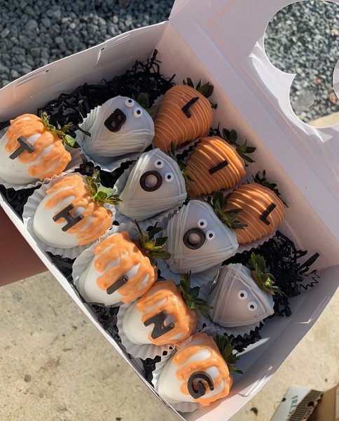 Thumbnail of cf0jeugn-r6-8b840c6c8b3c4273 0