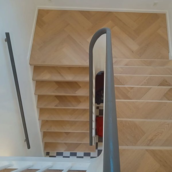 Thumbnail of c-wlmsah1io-8bc24dfef27a469a 0