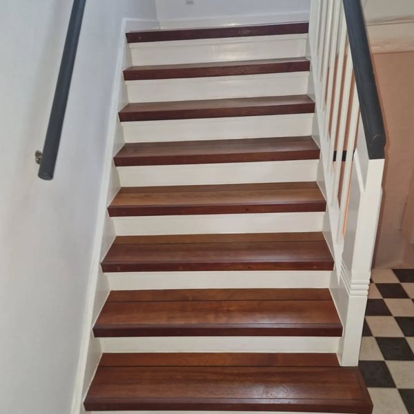 Thumbnail of c-wlmsah1io-8bc24dfef27a469a 1