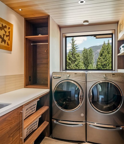 Thumbnail of p-dnmmobsqacm-8bdf0738d6874a60 9