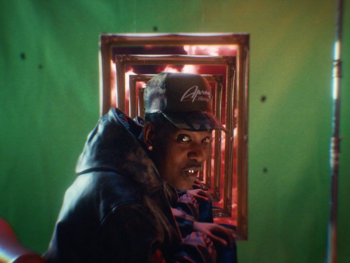 Thumbnail of p-dijzaqdt6ju-8c522bb025634385 1