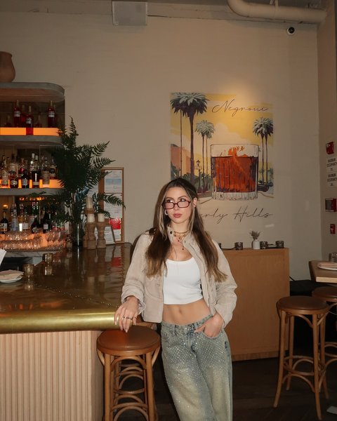 Thumbnail of djvl-ukylym-8cf8610b89f1422d 0