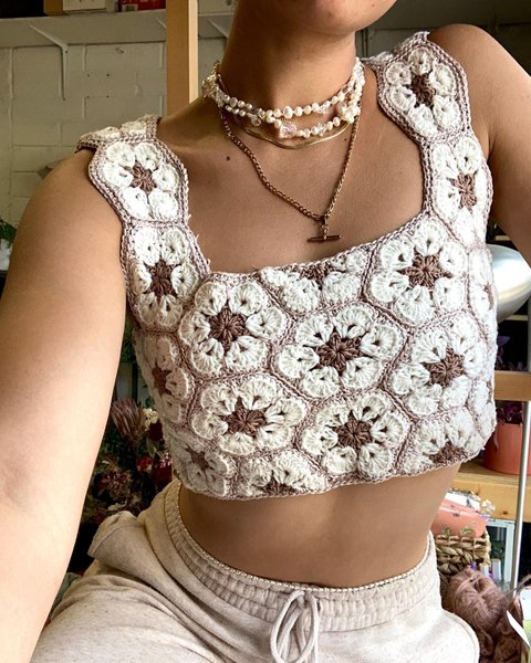 Thumbnail of p-cuzmtryngch-8e6bcc84324a4abb 3