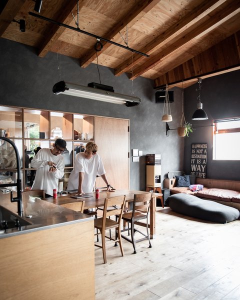 Thumbnail of p-dbucg7yhj6b-8f713992ccee4bb9 2