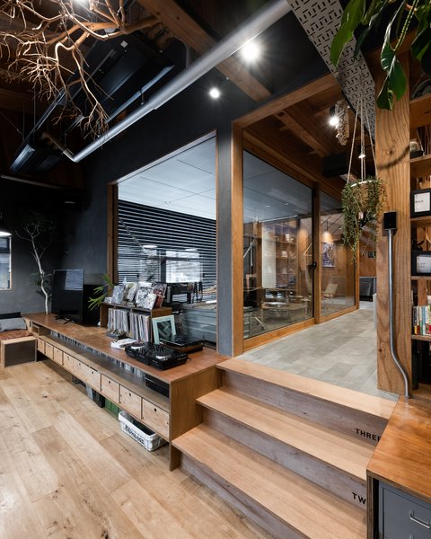 Thumbnail of p-dbucg7yhj6b-8f713992ccee4bb9 4