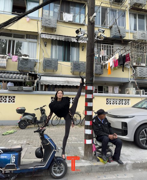 Thumbnail of p-dc5euegtqly-90095117c6574425 8