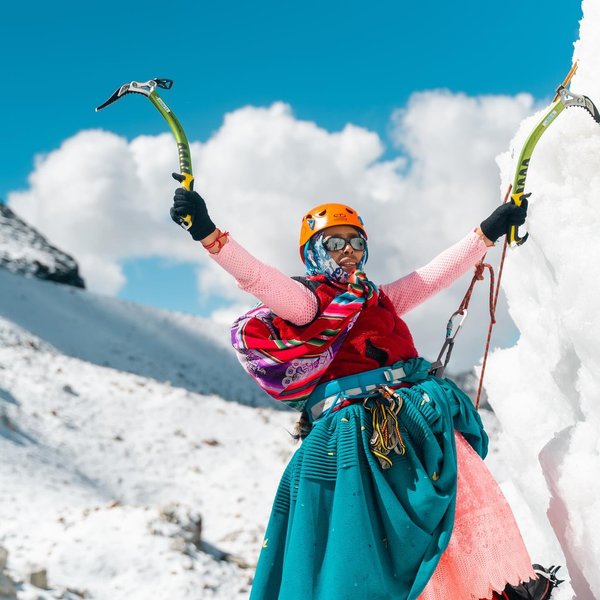 Thumbnail of c4q-ff0vzff-9143078016b74a79 7