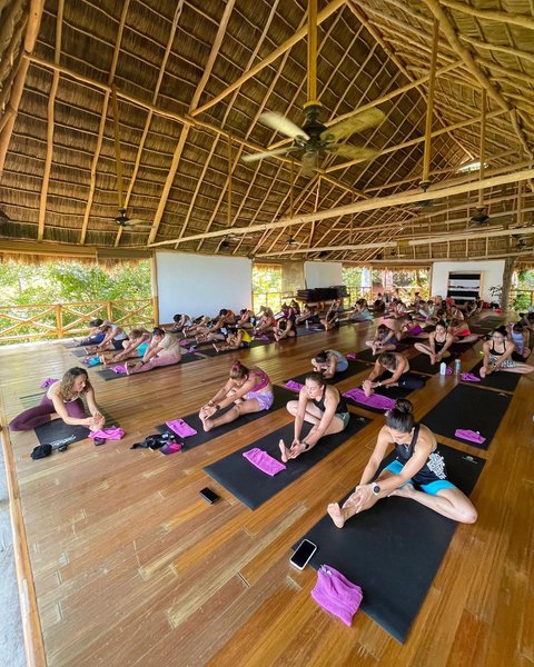 Thumbnail of p-cxhsy4dvw3t-916cddeb81a64aeb 0